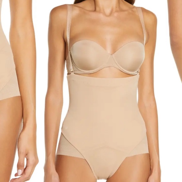 HONEYLOVE SuperPower Briefs Color Sand SIZE LARGE - Picture 1 of 7